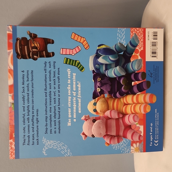 Sock Monkey sewing kit - Picture 2 of 4